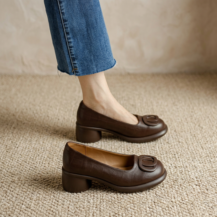 Women's Brown Closed Leather Shoes with Block Heels – Stylish Comfortable Footwear