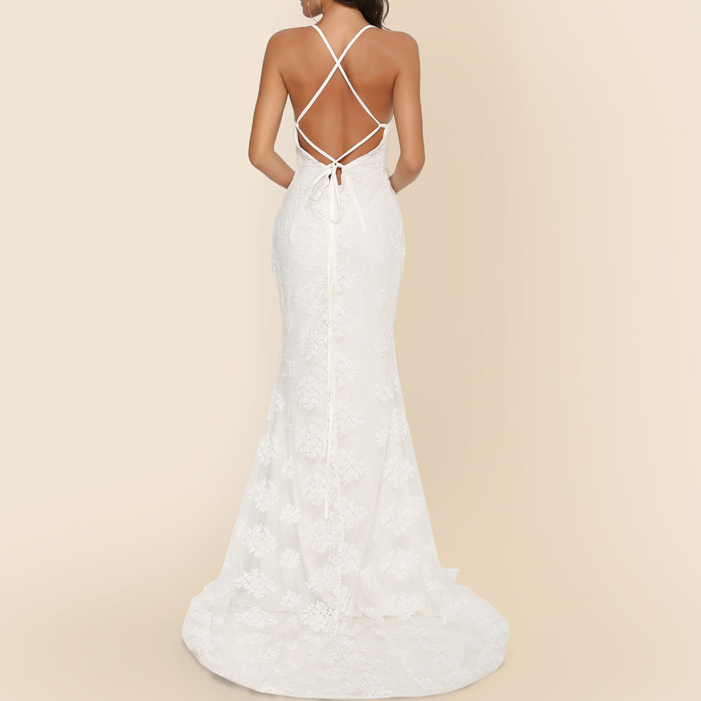Robe de mariée cintrée avec bordure en dentelle – Style de mariée élégant et raffiné