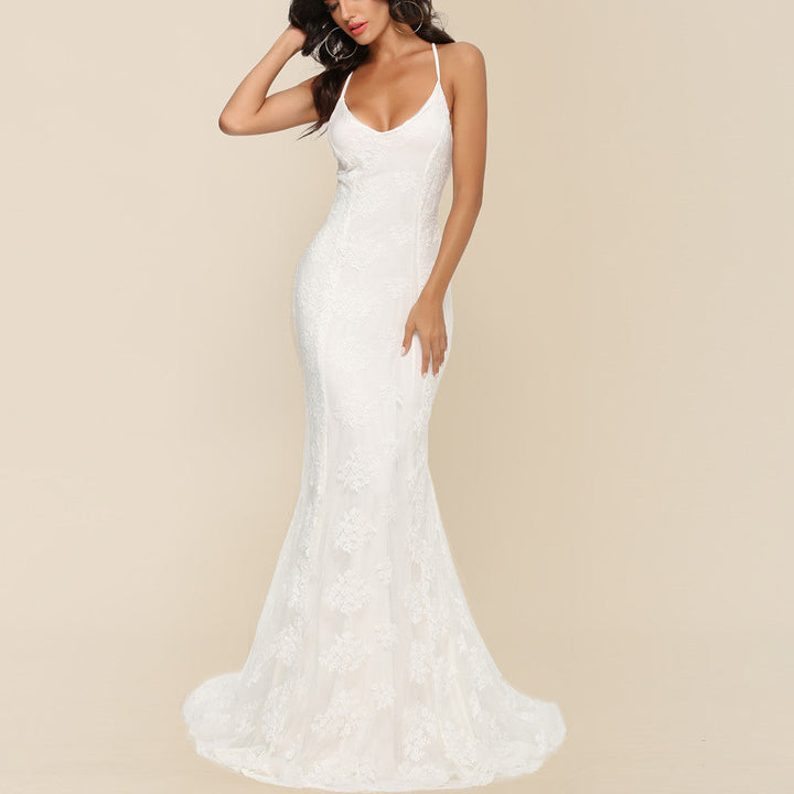 Robe de mariée cintrée avec bordure en dentelle – Style de mariée élégant et raffiné