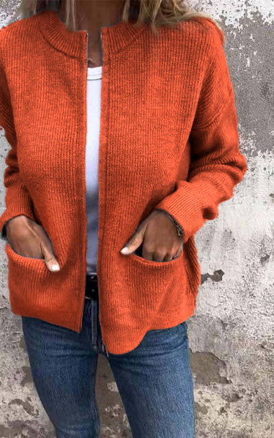 Women’s cardigan with a crew neck and zipper