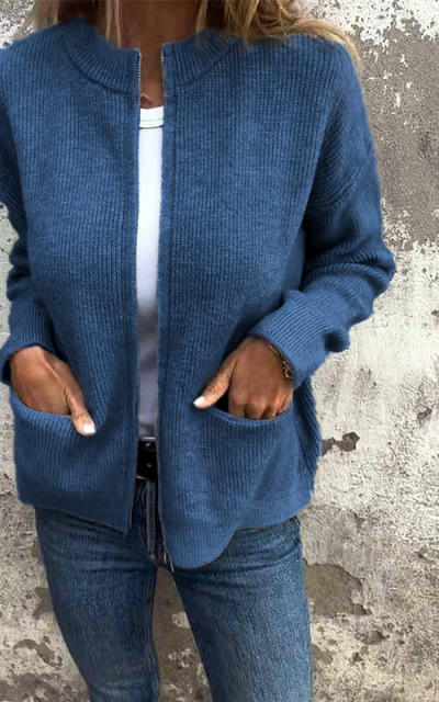 Women’s cardigan with a crew neck and zipper