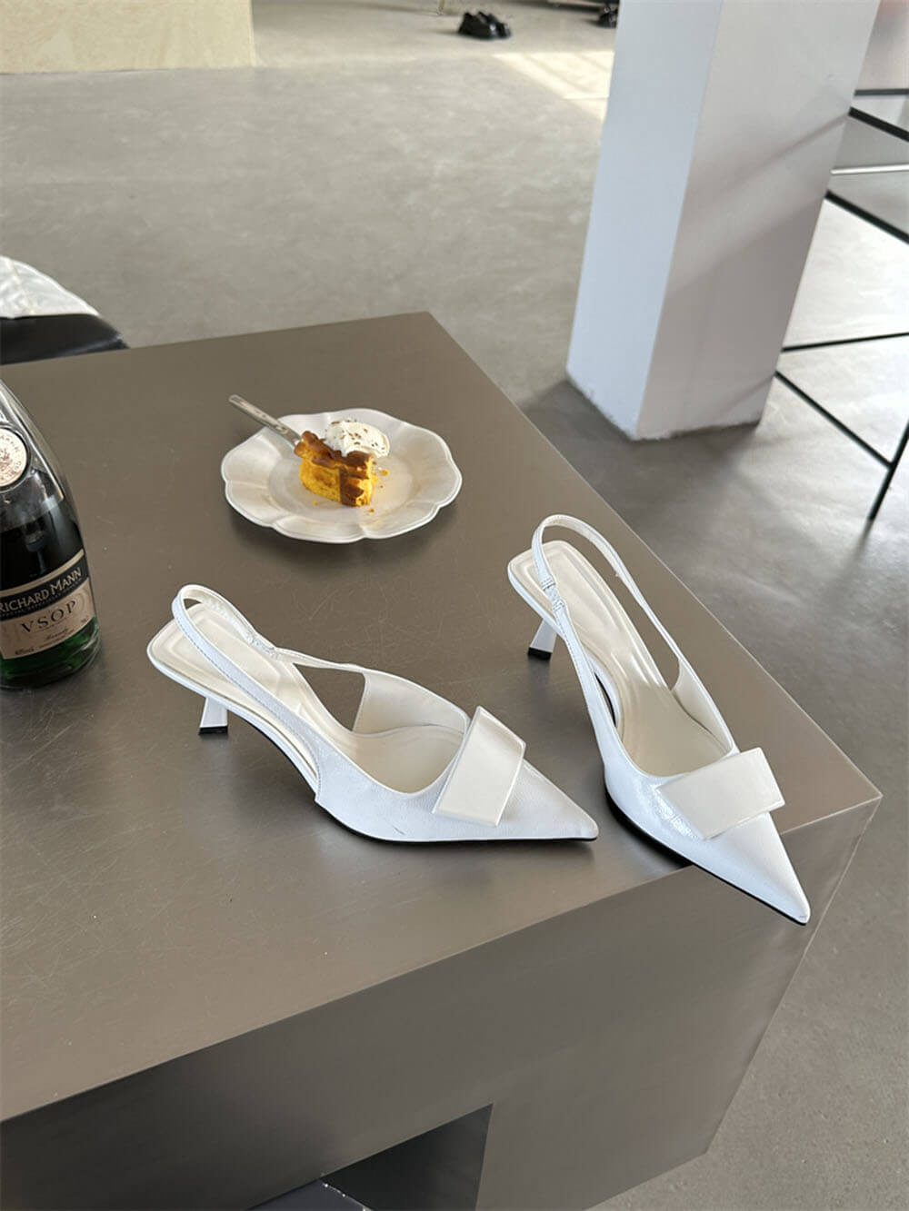 Women's Sandals with Square Buckle Pointed Stiletto Mid-Heel – Elegant Heels