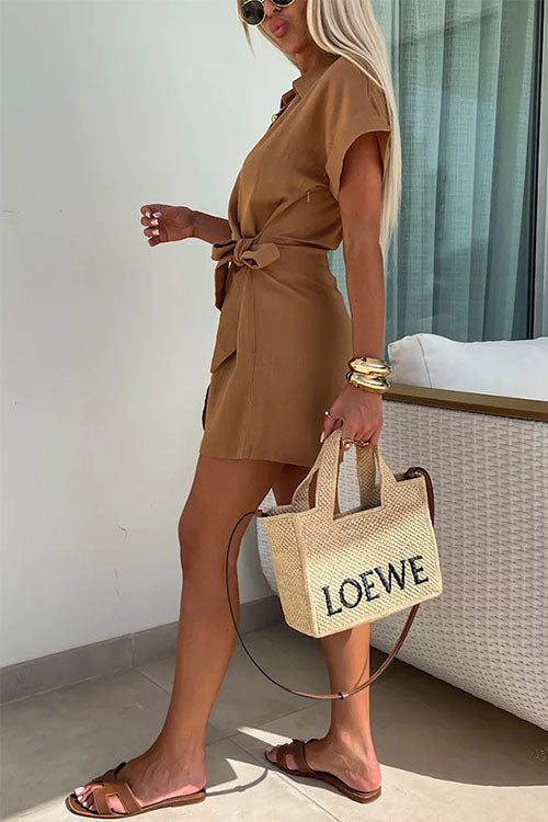 Women's dress made of viscose in wrap style with collar – stylish and elegant