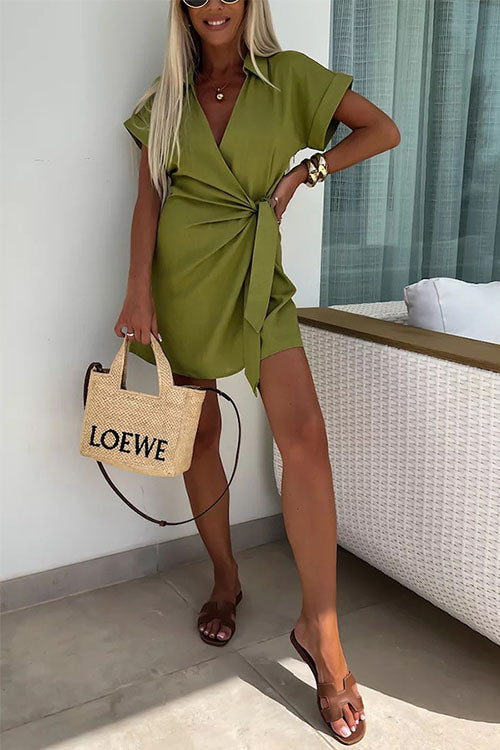 Women's dress made of viscose in wrap style with collar – stylish and elegant