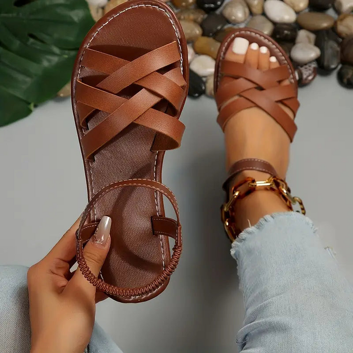 Sandales plates en cuir pour femmes avec brides croisées – Chaussures d'été élégantes et confortables