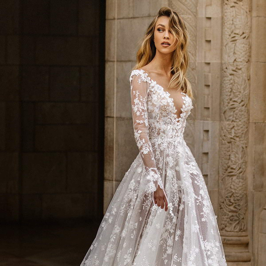 Vestido de novia elegante para mujer con escote en V profundo y aplicaciones de encaje floral – Vestido de novia romántico