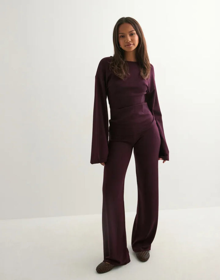Wygodny damski komplet do domu