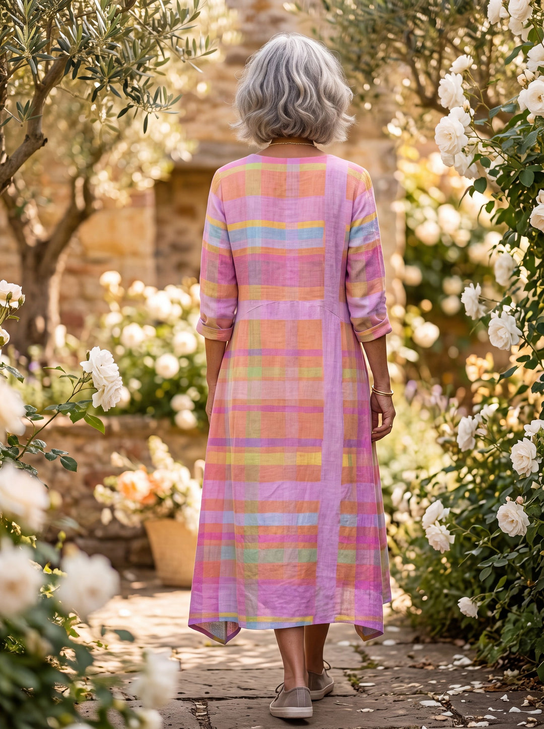 Zara Kleid Garten Rücken