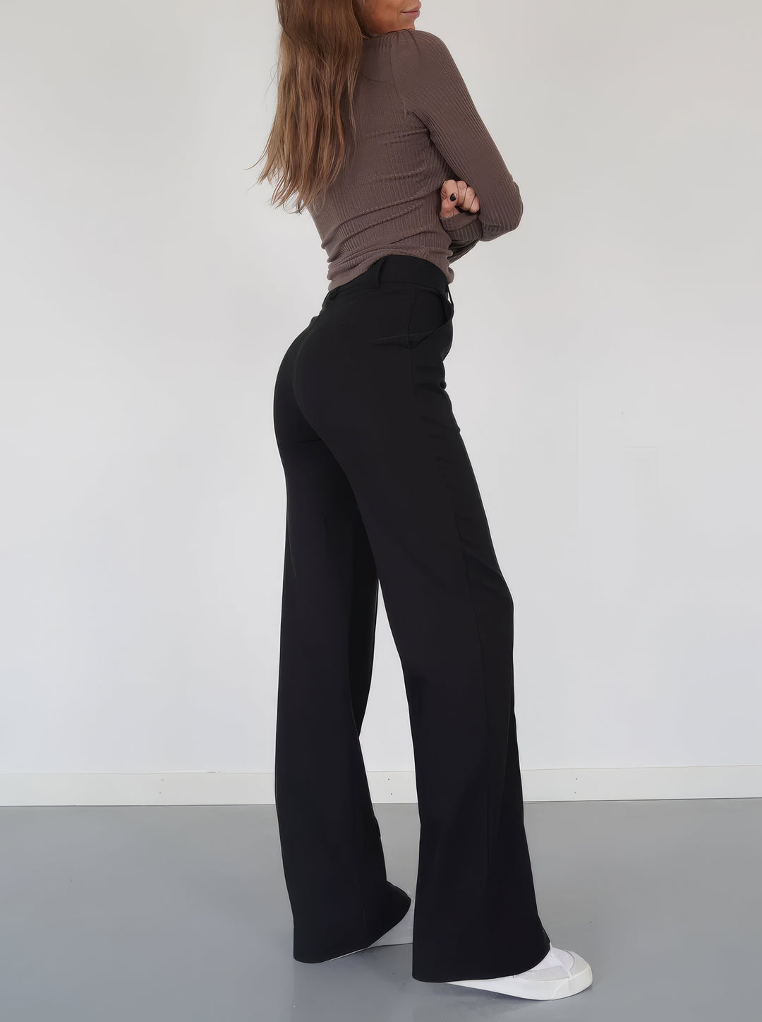 Women's high-waist pants with straight leg – Elegant business look