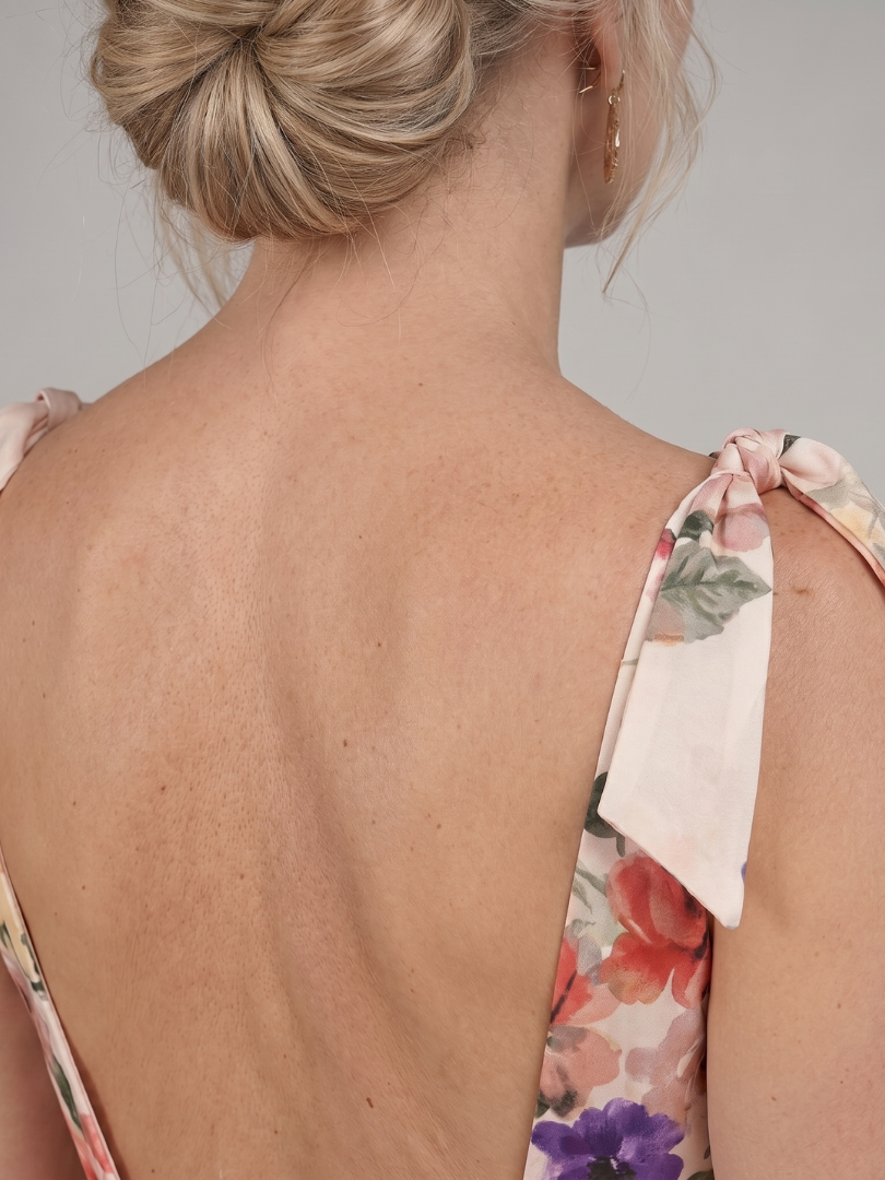 Elarose | Ärmelloses Maxikleid mit fließendem Rock