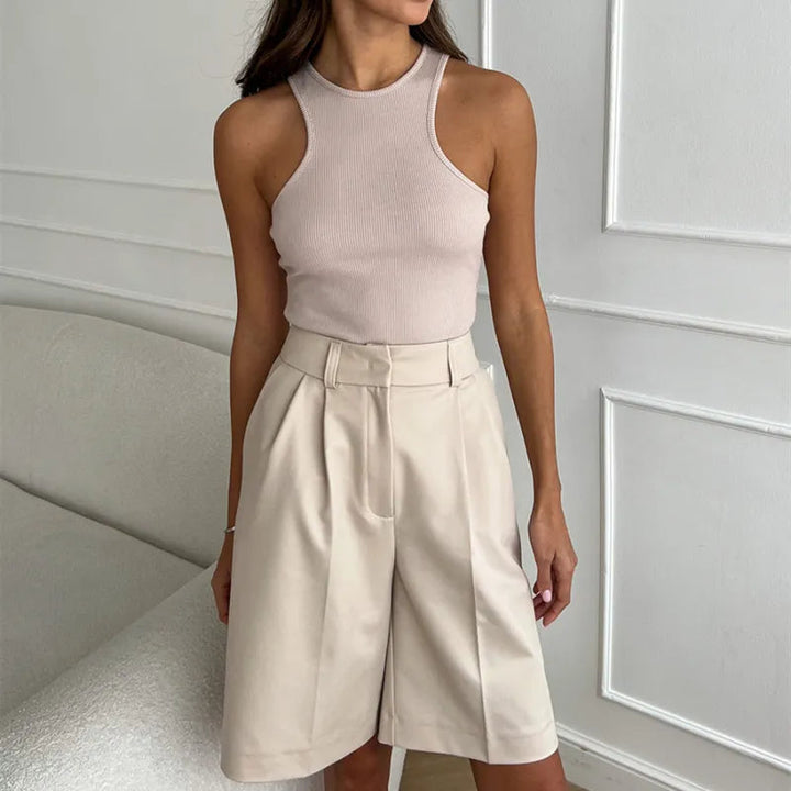 Women's Shorts Beige – Knee-length & Elegant – Summer Fashion 2025