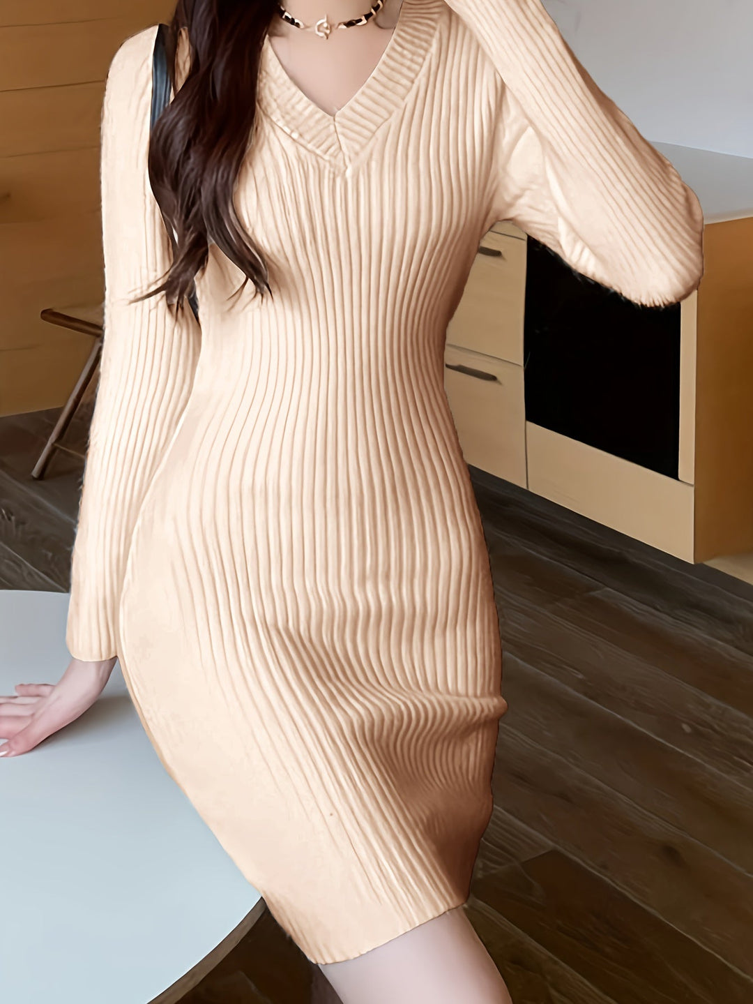 Marion | Damen Slim-Fit Kleid mit V-Ausschnitt gerippt