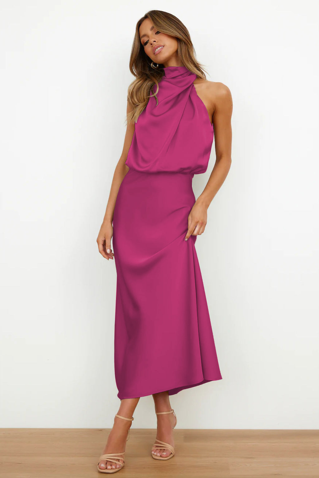 Women's Satin Midi Dress Halterneck Backless Elegant for Party or Evening Occasion