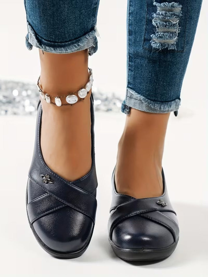 Damen Schwarze Geschlossene Leder Ballerinas – Bequeme Slip-On Schuhe