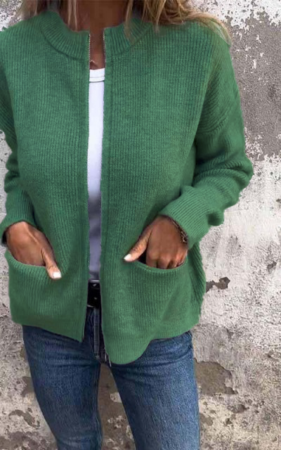 Women’s cardigan with a crew neck and zipper