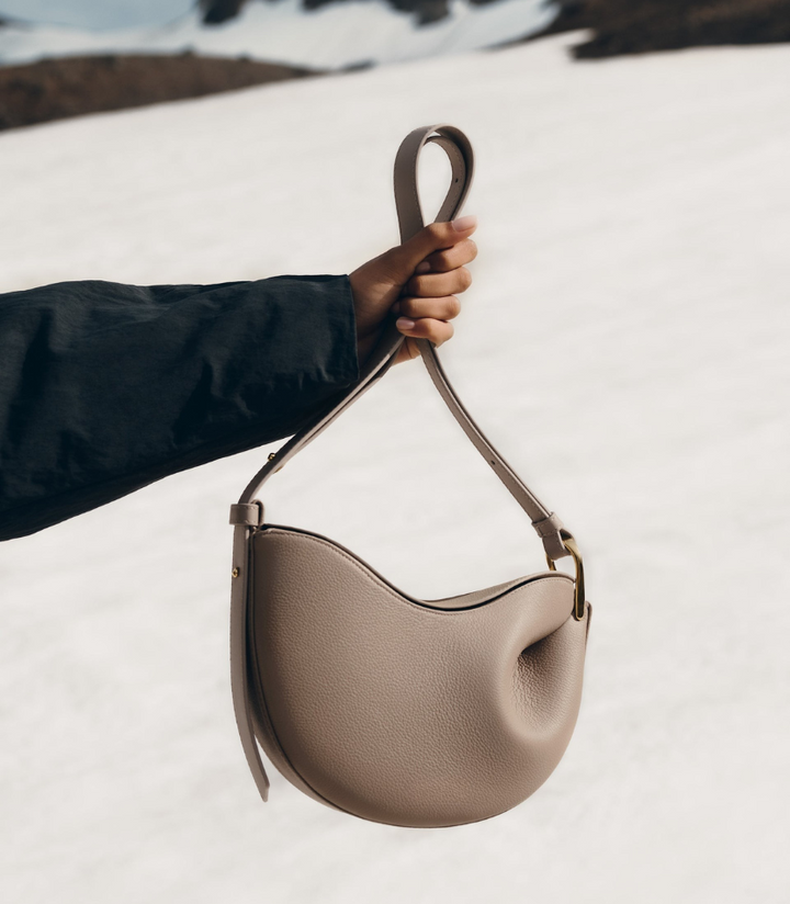 Tote Bag Women Vegan – Large Shoulder Bag made of Faux Leather in Cognac