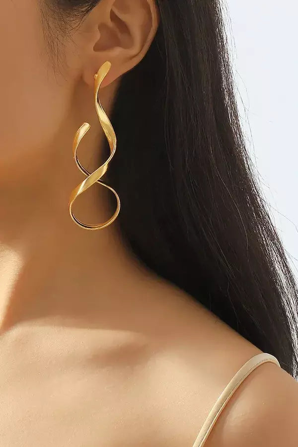 Pendientes de mujer de acero inoxidable con elegante forma de gota