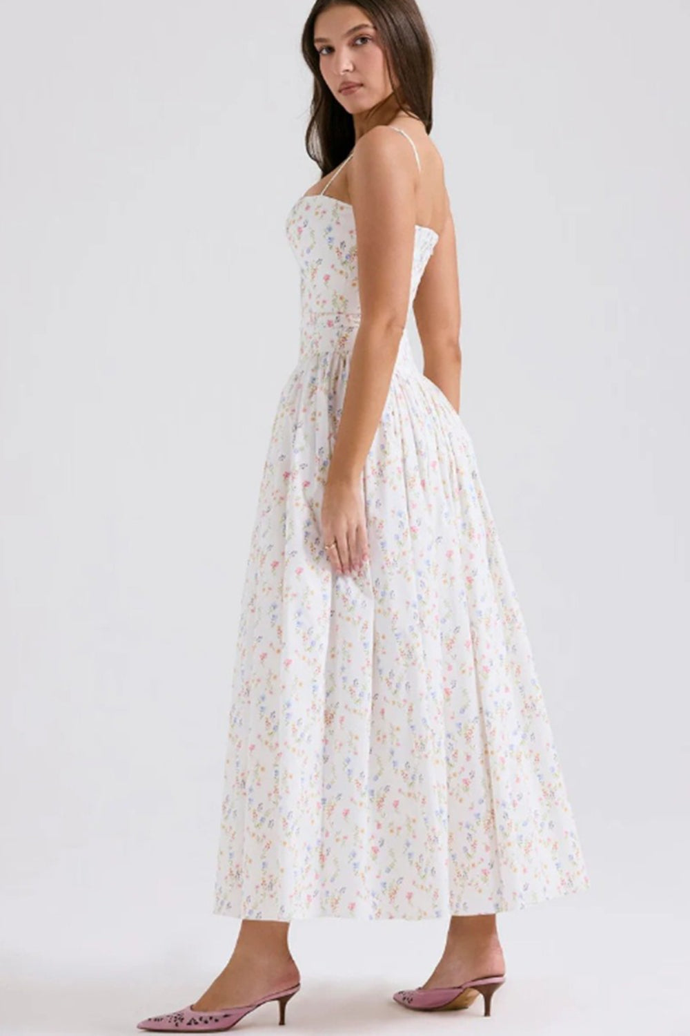 Damen Elegantes Gestuftes A-Linien Ärmelloses Blumenkleid – Sommerkleid