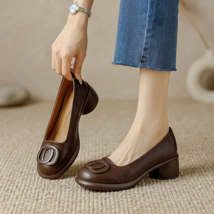 Women's Brown Closed Leather Shoes with Block Heels – Stylish Comfortable Footwear