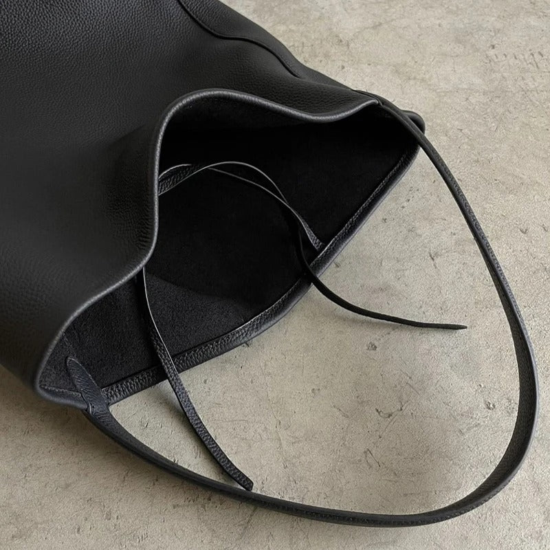 Large vegan leather beach bag – brown, sturdy & stylish