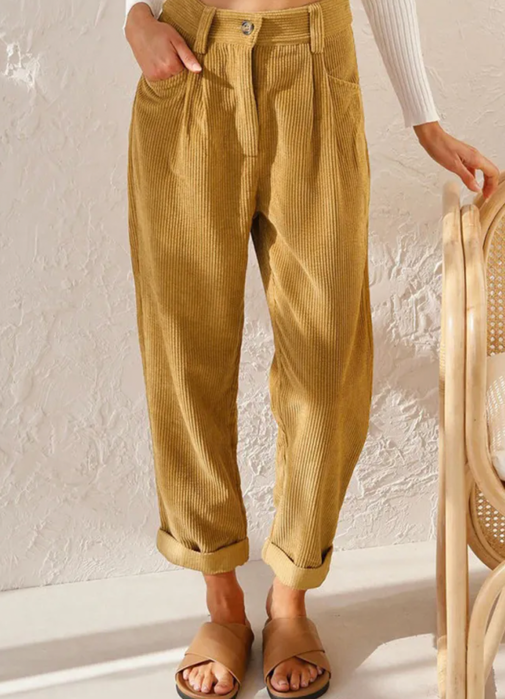 Damen High-Waist Cordhose – Moderne Dreiviertel Freizeit Hose