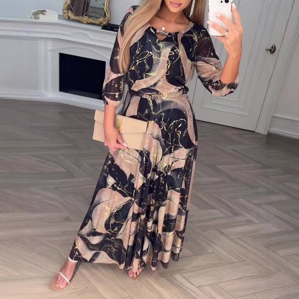 Blumiges Bohemian-Maxikleid: Eleganz für den Sommer 0
