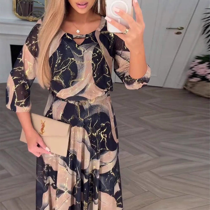Blumiges Bohemian-Maxikleid: Eleganz für den Sommer 1