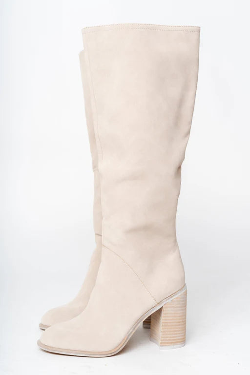 Elegant high women's boots