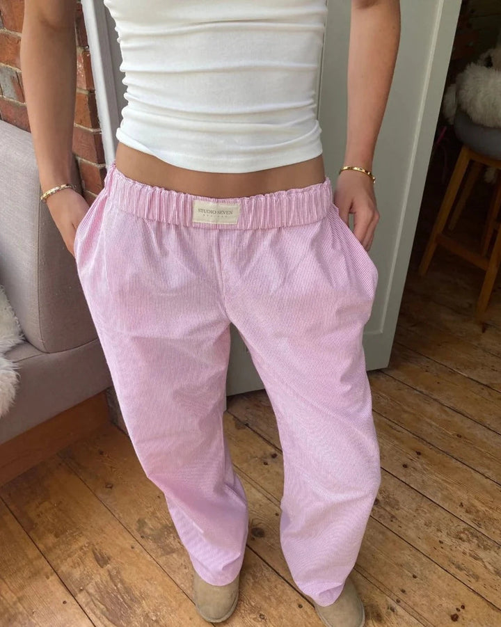 Women's lounge pants made of breathable rayon-linen blend in modern relaxed style