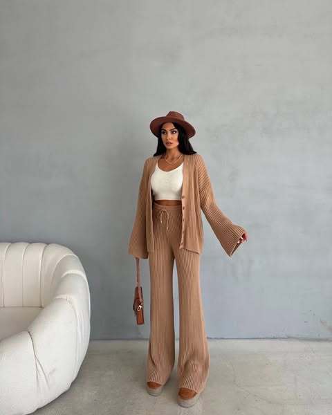 Women's loungewear set knit with wide sleeves