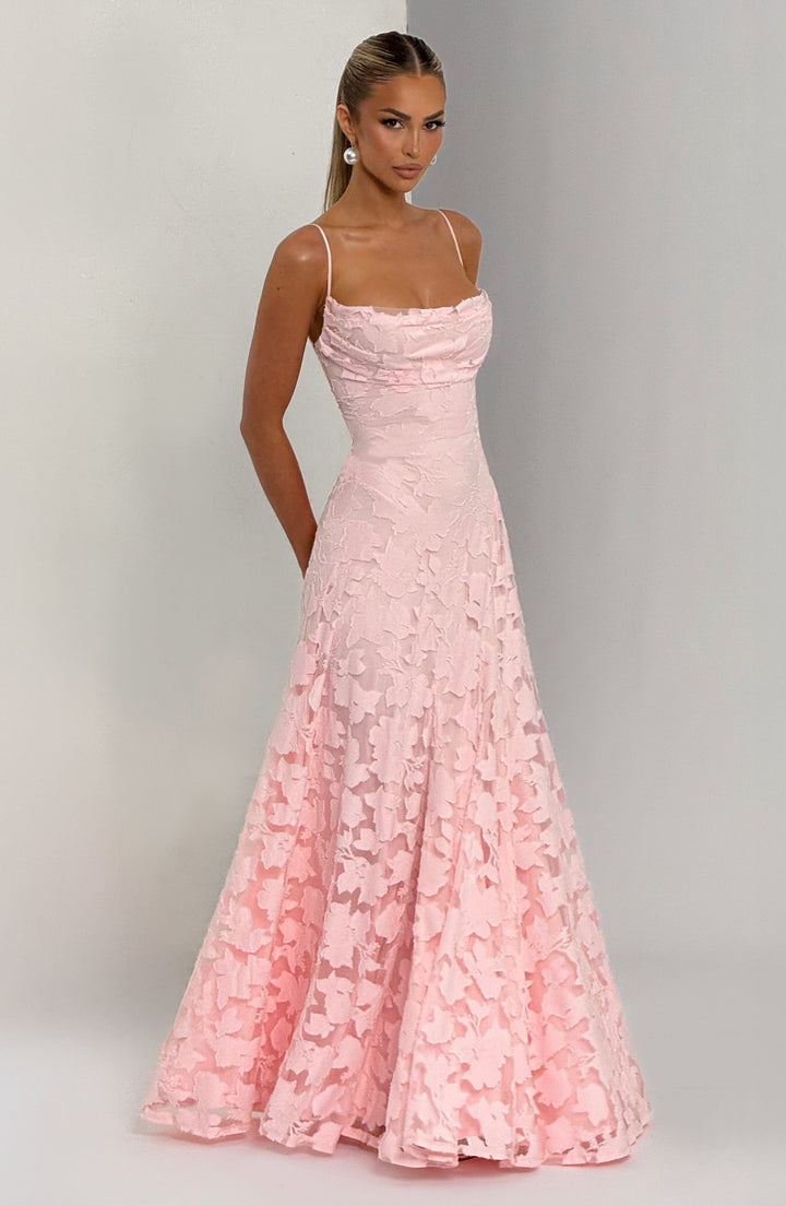 Damen Maxikleid mit Blumenmuster: Feminine Eleganz für Hochzeitsgäste 9