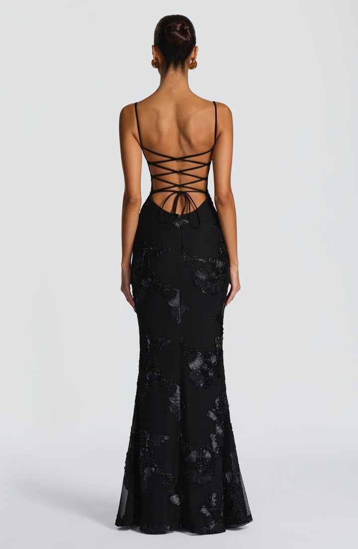 Damen Maxikleid mit Herzausschnitt: Eleganter Auftritt für Hochzeiten 6
