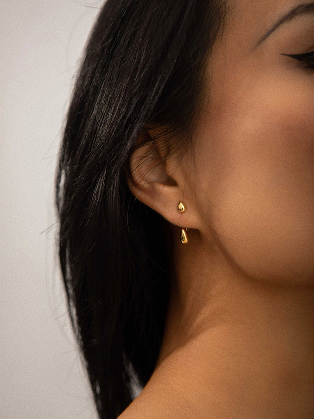 Damen Ohrstecker Titanstahl Elegante Tropfenform 0