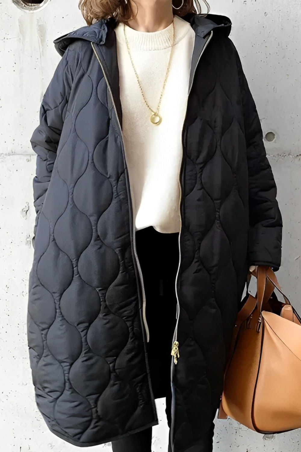 Women's puffer jacket with hood warm and stylish