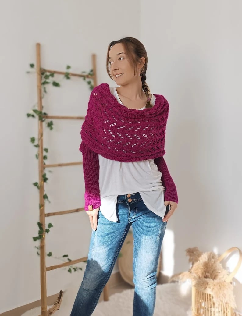 Women's Scarf Woven Elegant Wrap made of High-Quality Material