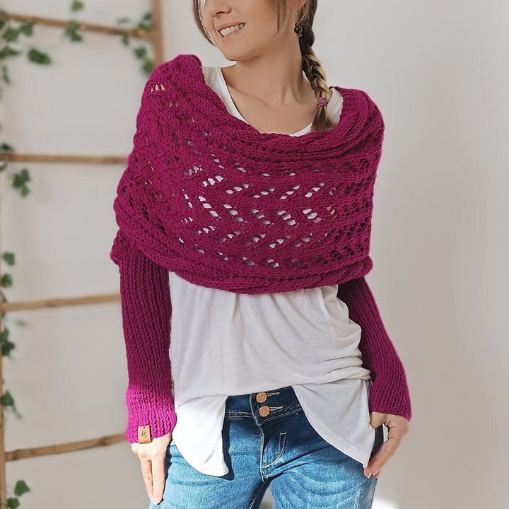 Women's scarf with sleeves braided design