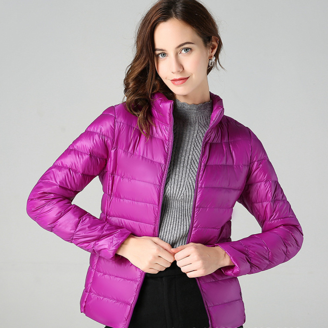 Women's lightweight jacket foldable design with practical pockets