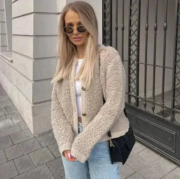 Women's jacket teddy material casual with zipper and side pockets