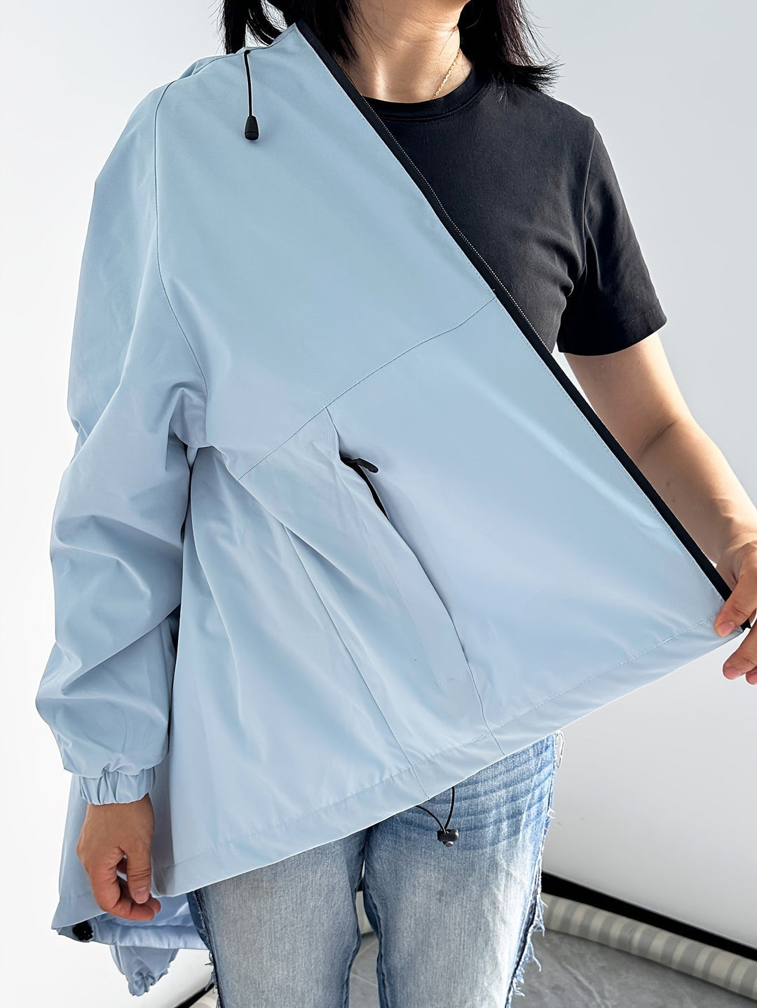 Women's windproof jacket with hood long sleeve for outdoor activities
