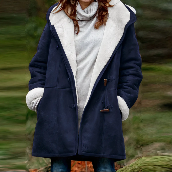 Women's jacket with vegan fur lining and tailored fit