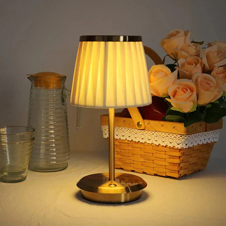 Elegante Tischlampe Mit Dimmbarem LED-Licht, USB-C-Ladefunktion, Kabellose Nachttischlampe 2