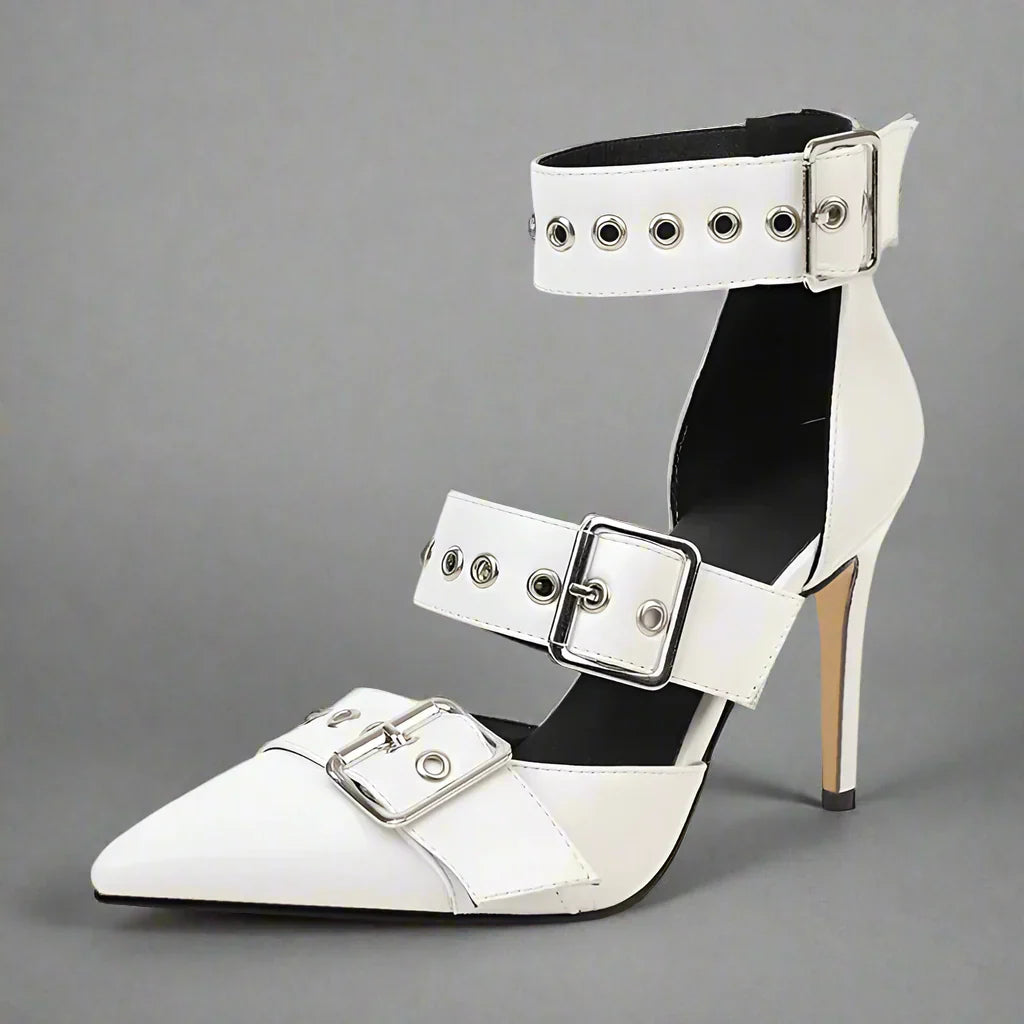 Escarpins à talons aiguilles à boucles cloutées style gothique pour femmes – Chaussures stiletto remarquables
