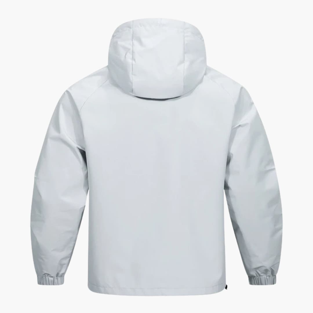 Men's softshell jacket with hood and chest pocket