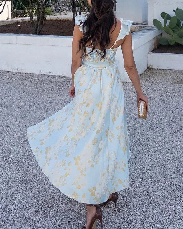 Women's dress made of polyester with butterfly sleeves and elegant cut for summer