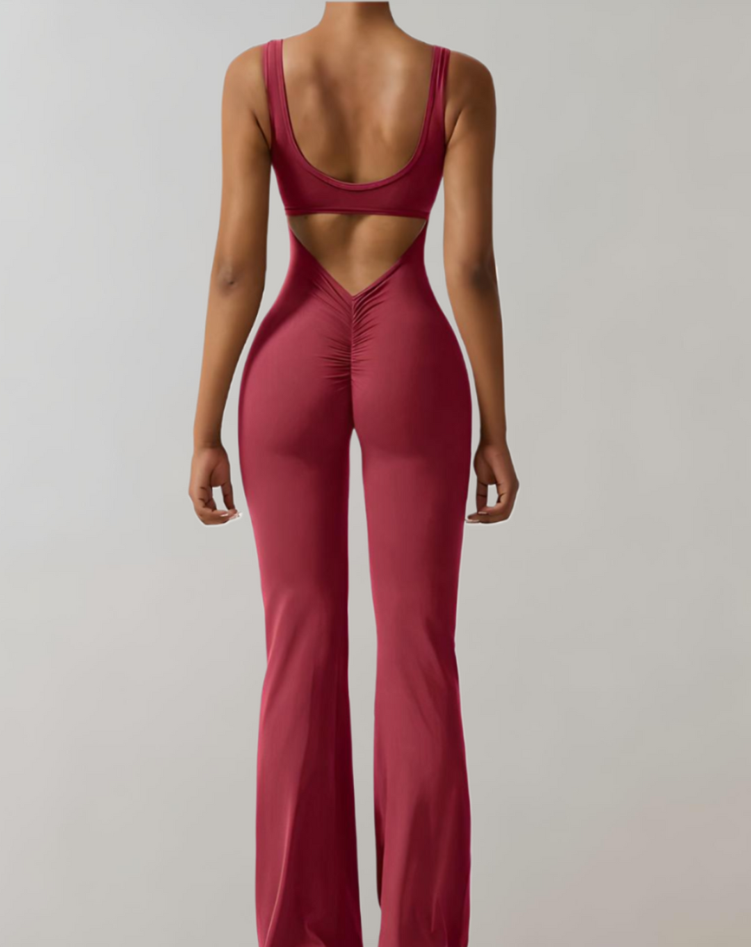 Elegant women's jumpsuit made of high-quality Stauben