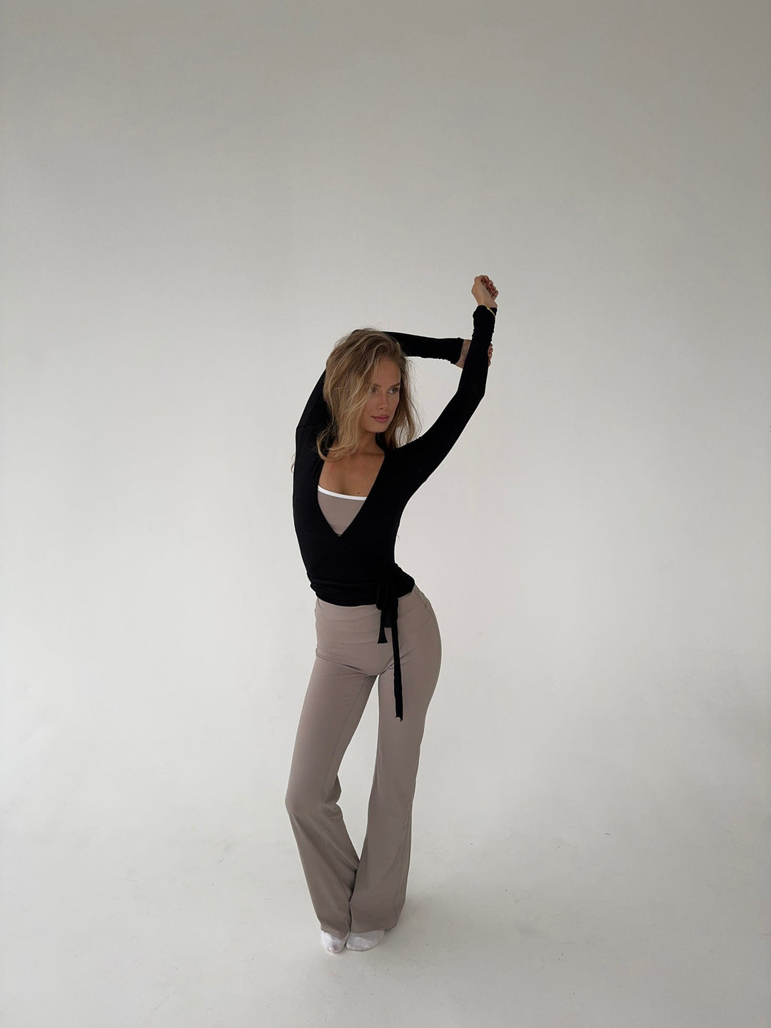 Damen Langarm-Wickelbluse mit V-Ausschnitt – Yoga – Alltagskleidung