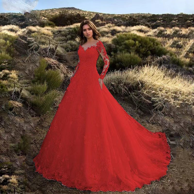 Women's Elegant Lace-Trimmed Wedding Dress with Voluminous Skirt – Princess Bridal Gown