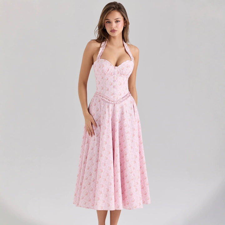 Robe de mariée élégante et romantique avec décolleté arrondi et motif floral