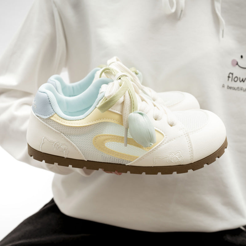 Damskie modne sneakersy Hello Kitty z antypoślizgową podeszwą i unikalnym kwiatowym sznurowaniem