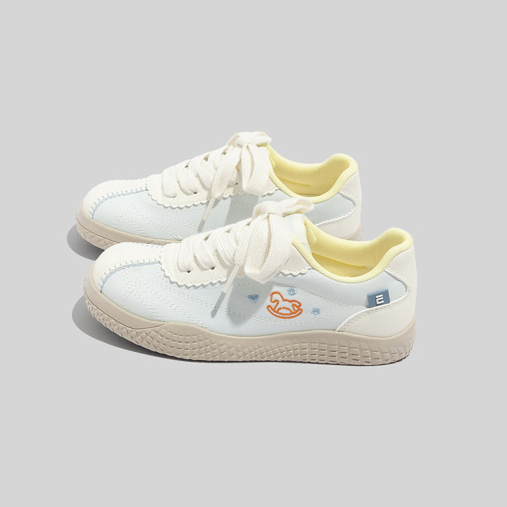 Damskie stylowe niebieskie skórzane sneakersy na sznurowadła